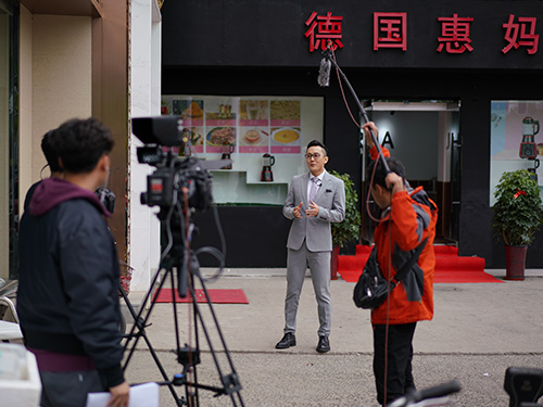 ʯ���f��I(y��)����Ƭ����